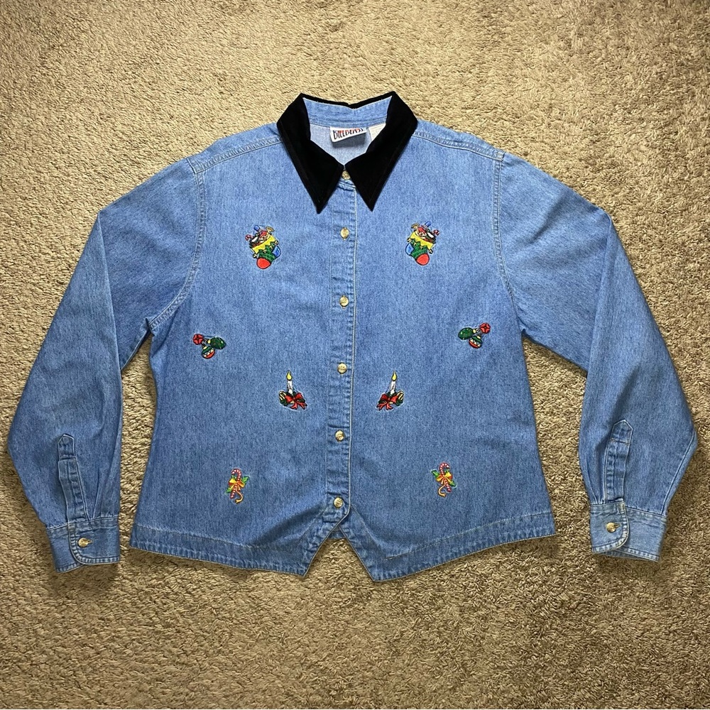 Bill Blass Vintage 90s Denim Cottagecore Christmas Embroidered ButtonFront Shirt